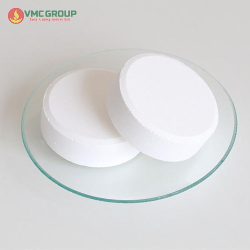 Công dụng của TCCA viên trong xử lý nước bể bơi