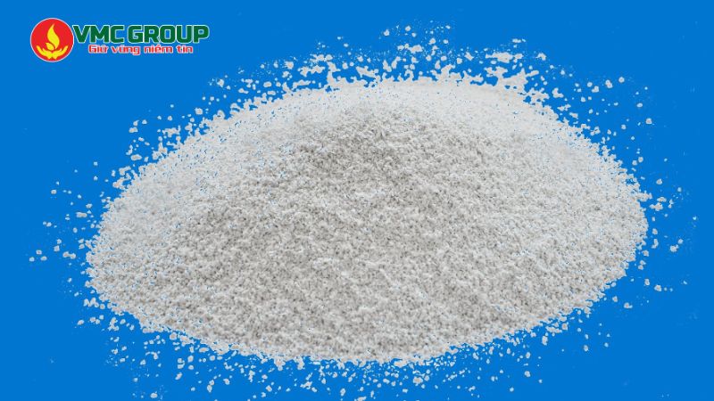 Clorin là hợp chất chứa Clo có tính oxy hóa và khử trùng mạnh Clorin là hợp chất chứa Clo có tính oxy hóa và khử trùng mạnh