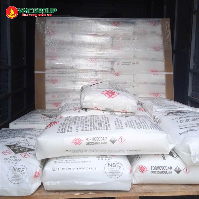 xut hat Caustic soda micropearls bao 25kg dai loan