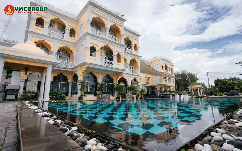 Hồ bơi Chloe Gallery