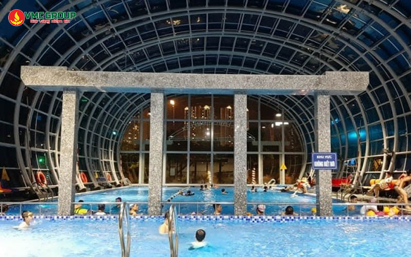 Bể bơi Việt Đức Complex HN
