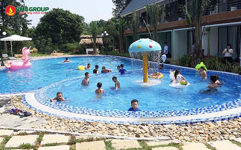 Bể vầy có độ sâu an toàn cho trẻ