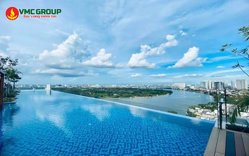 Hồ bơi vô cực D'Edge Thảo Điền
