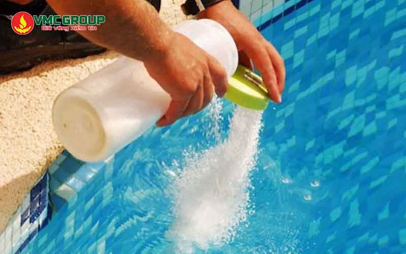 Xử lý nước bể bơi